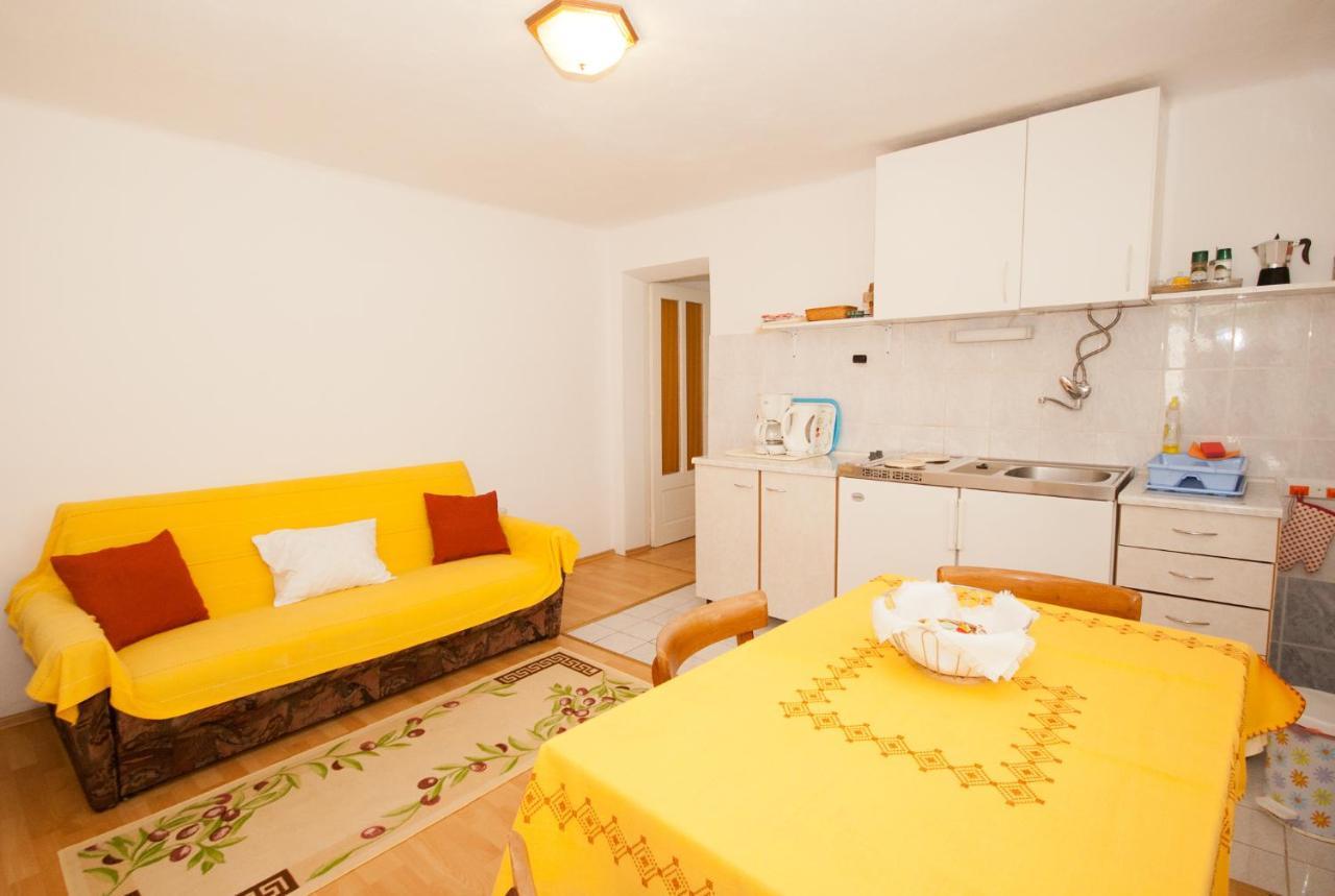 Apartments Katarina Baska  Exterior photo