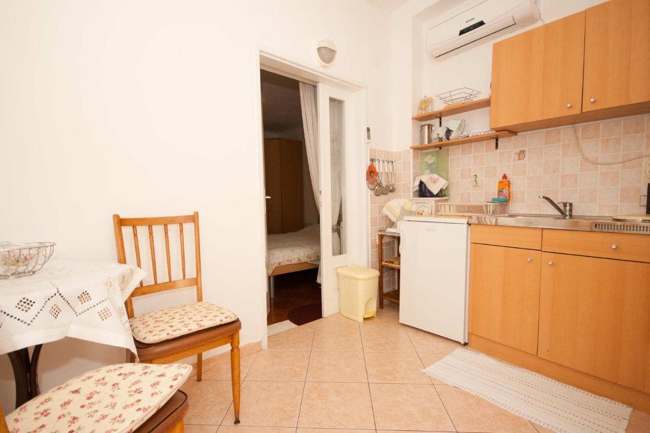 Apartments Katarina Baska  Exterior photo